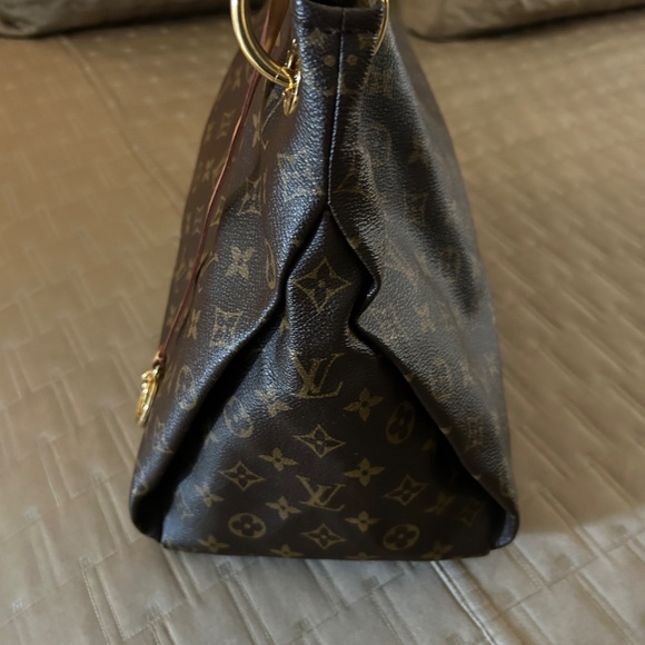 Louis Vuitton Monogram Artsy MM - Picture 2 of 11